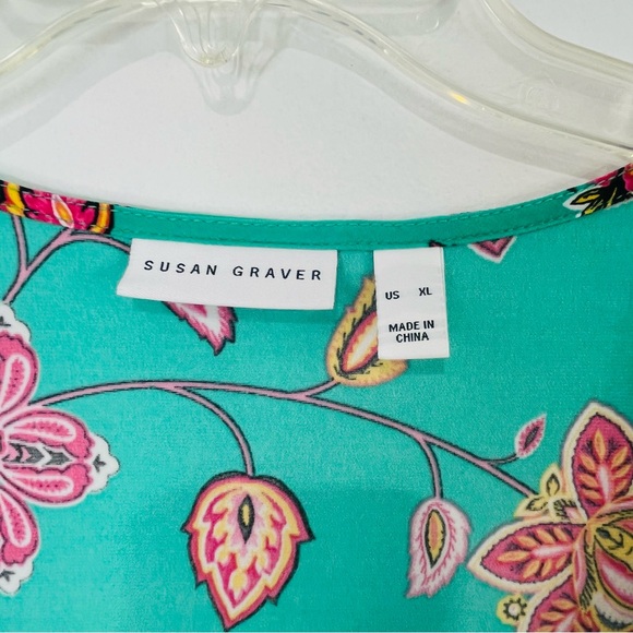 Susan Graver women’s floral top NWOT - Picture 8 of 14